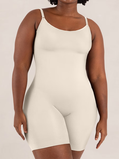 Shaperwear Essentials All Day Every Day Scoop Neck Mid-Thigh Bodysuit